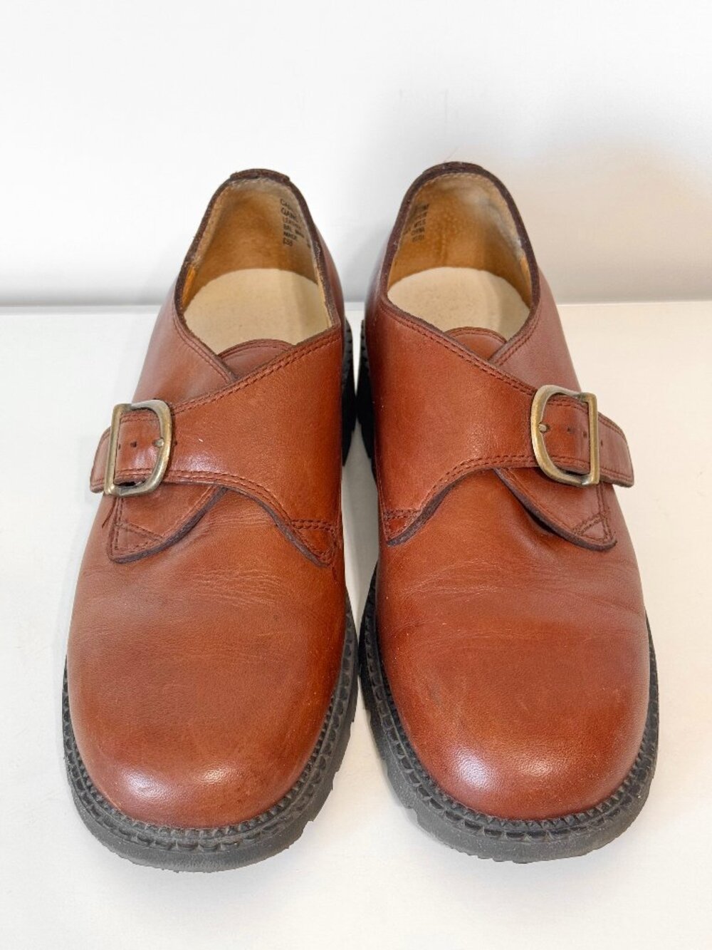 BASS Brown Leather w/ Brass Buckle Caroline Dress Shoes 1.5” Stacked‎ Heel Sz 7